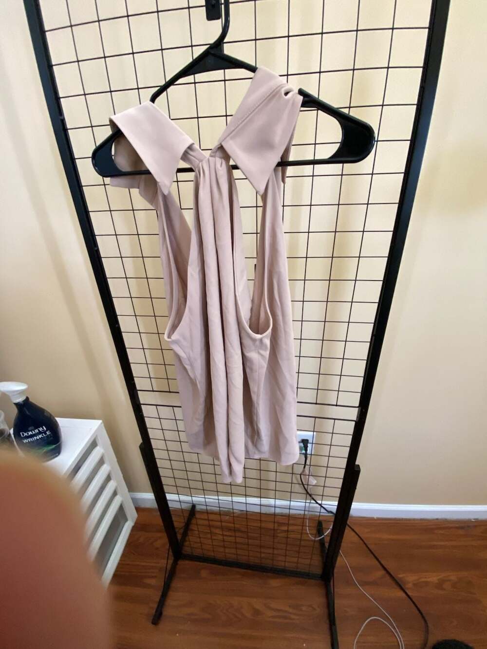 StyleWe Beige Sleeveless Collared Halter Neck Top